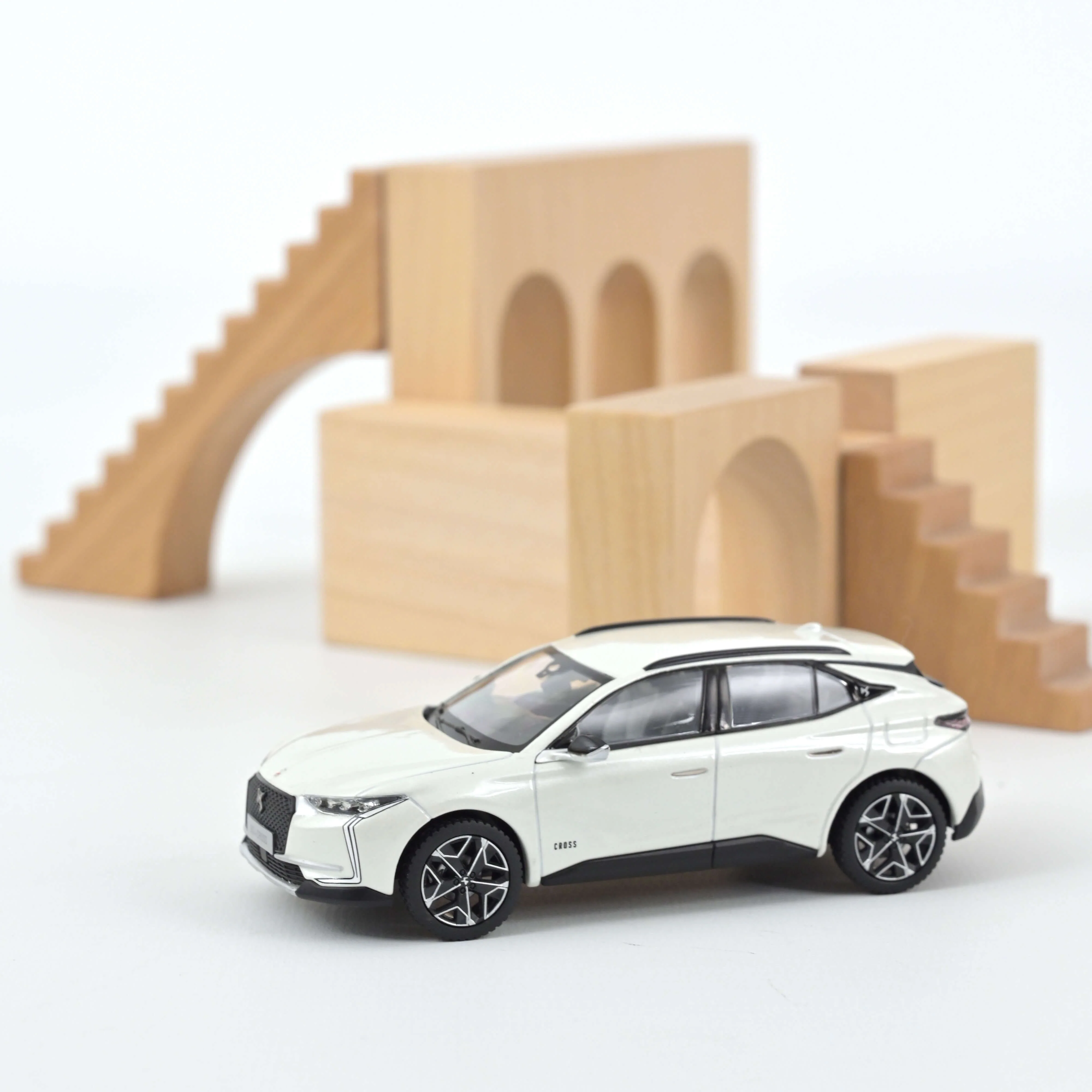 Miniature 1