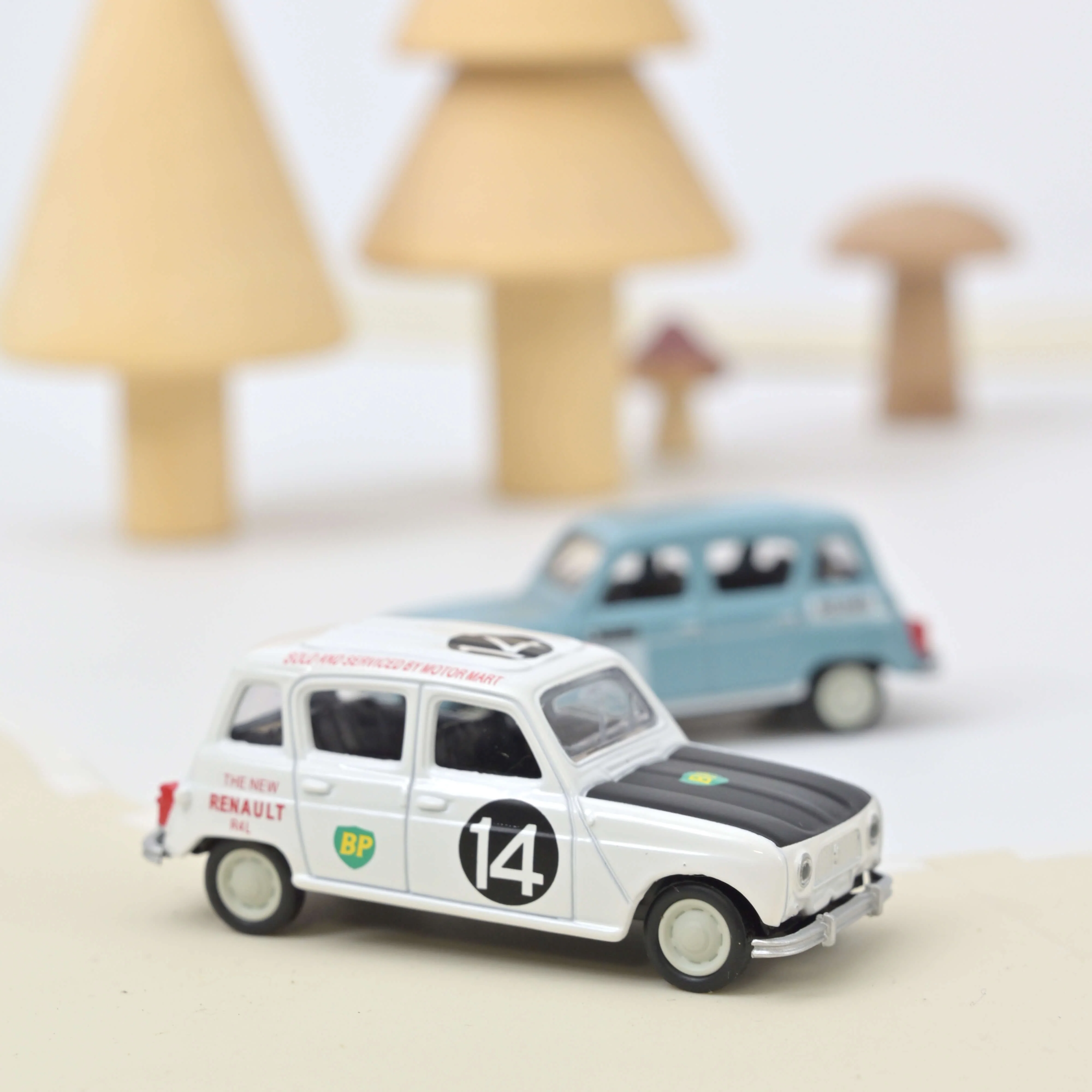Miniature 1