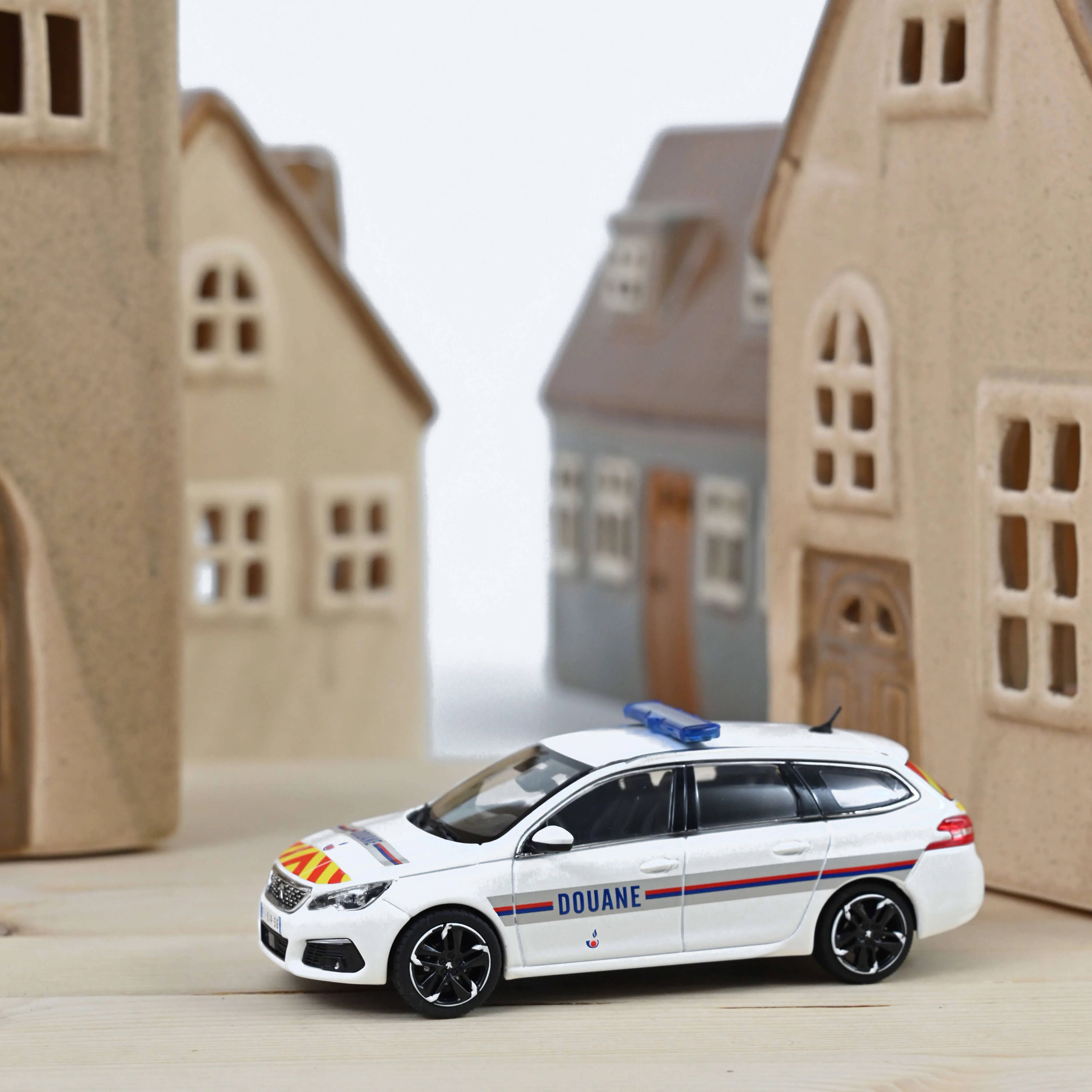 Miniature 1