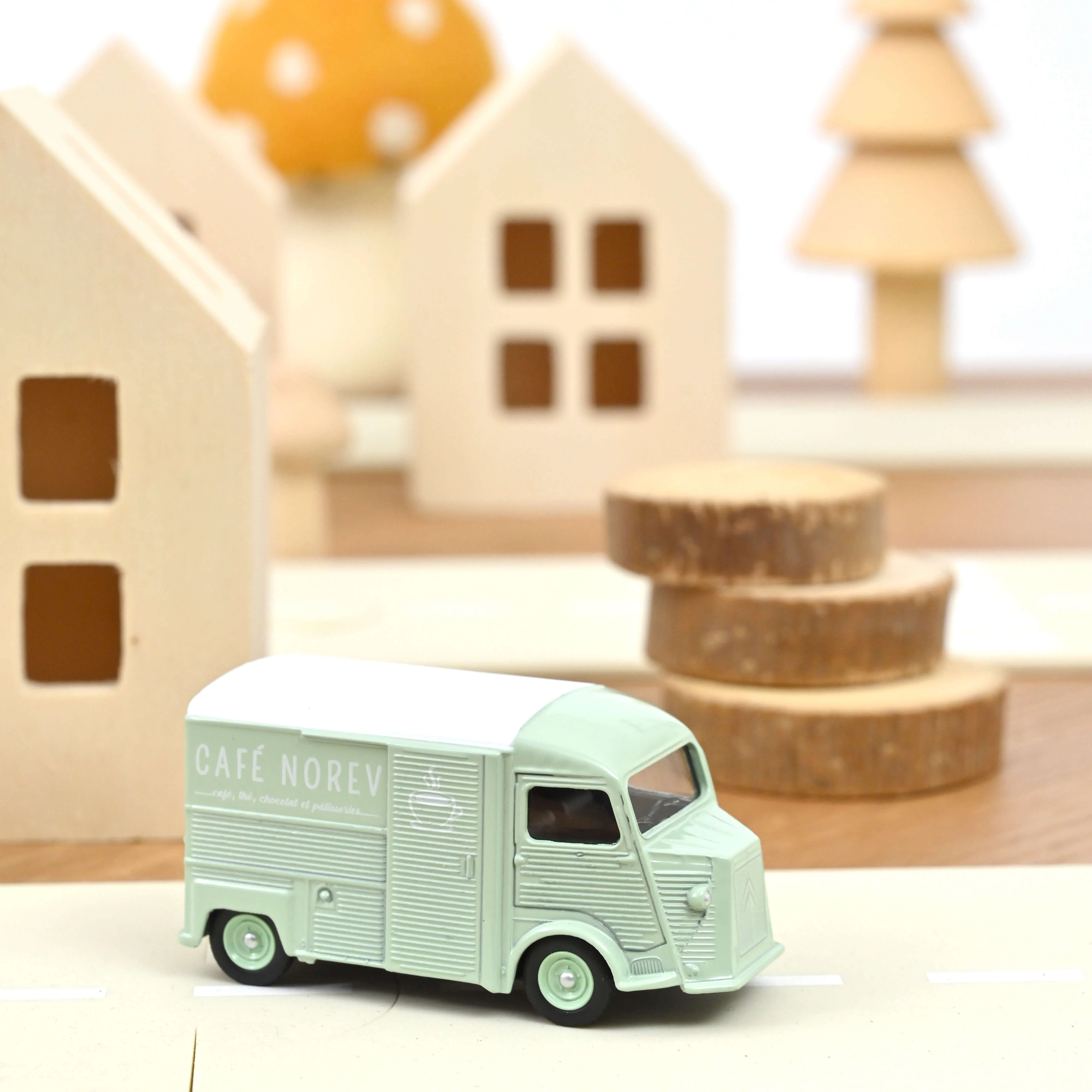 Miniature 1