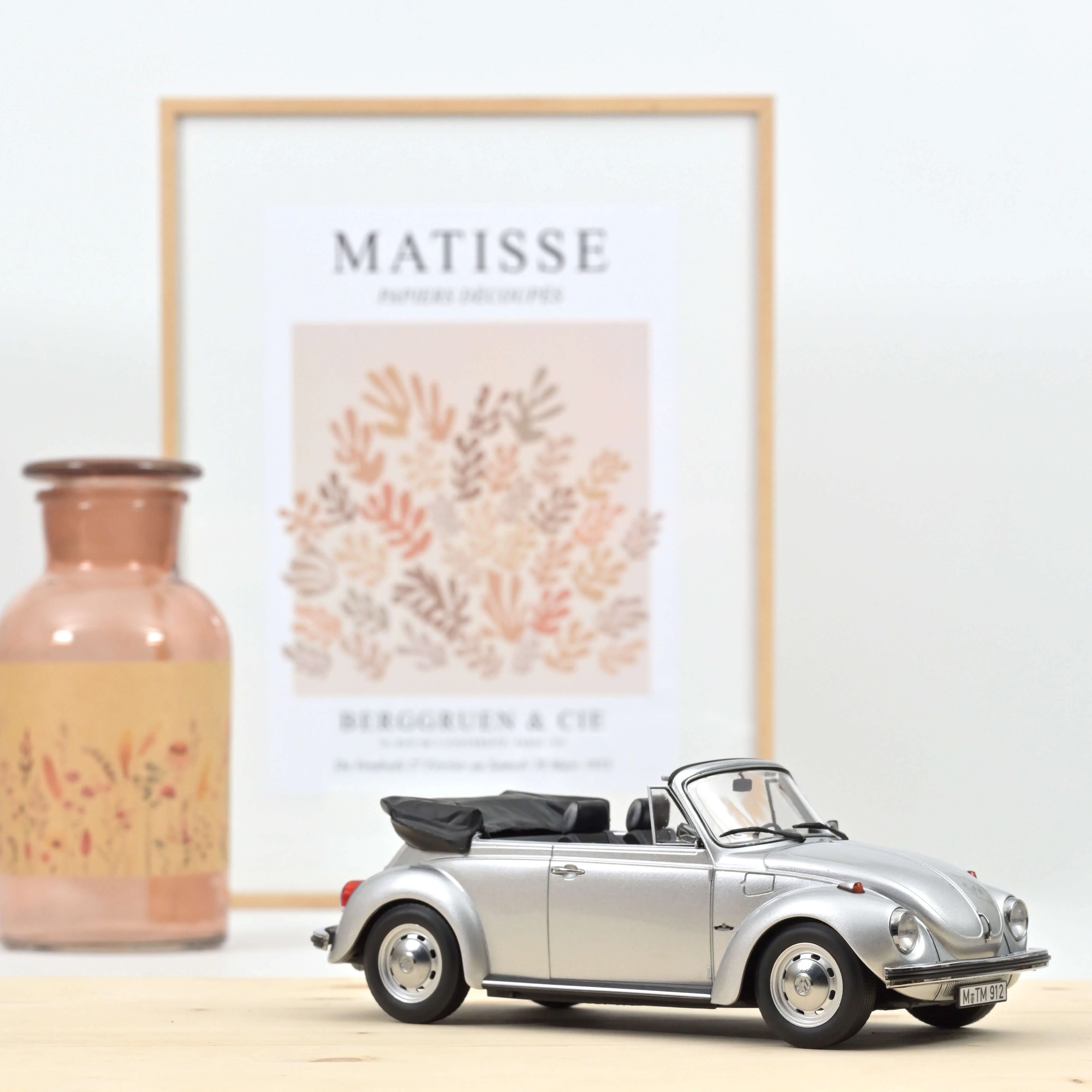 Miniature 1
