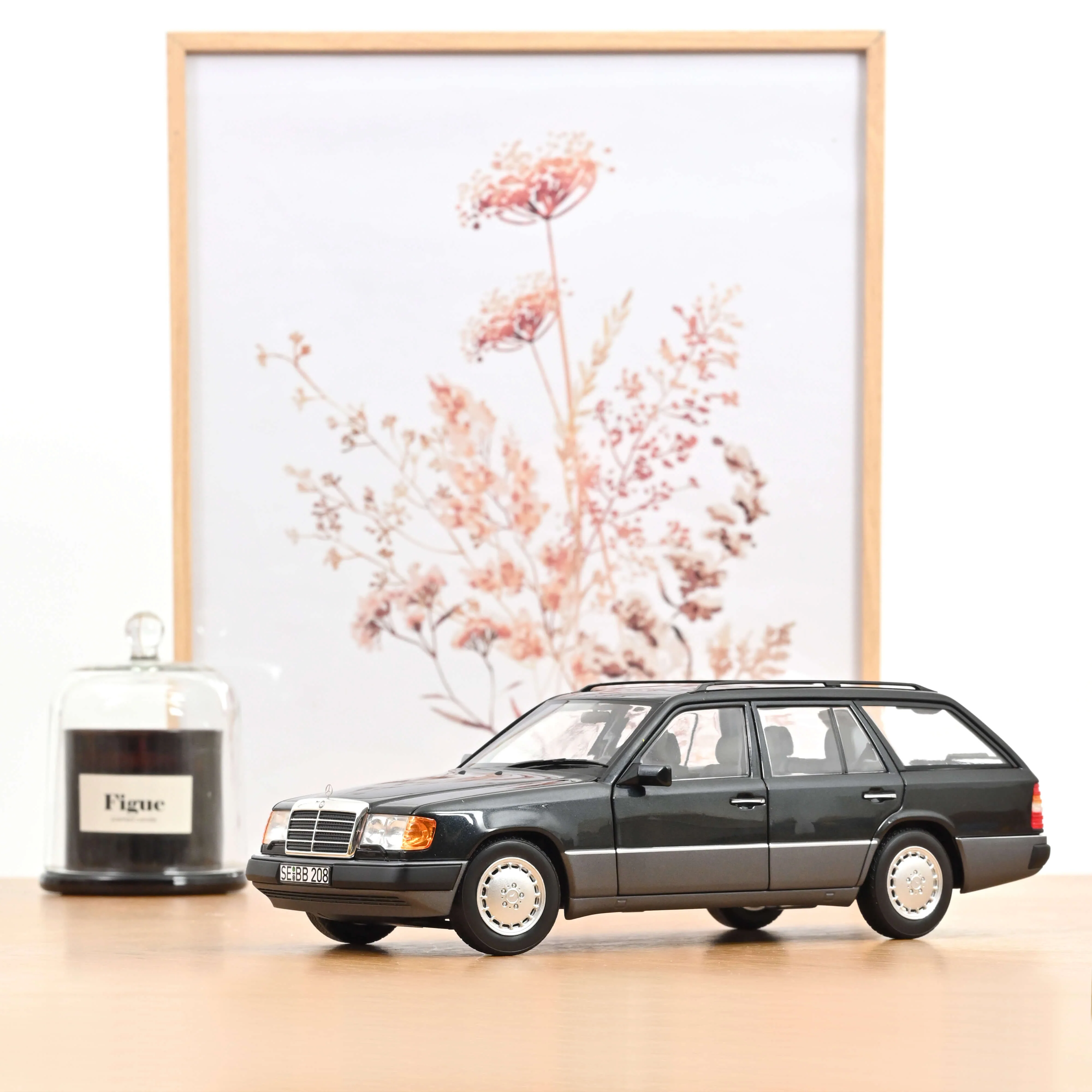 Miniature 1