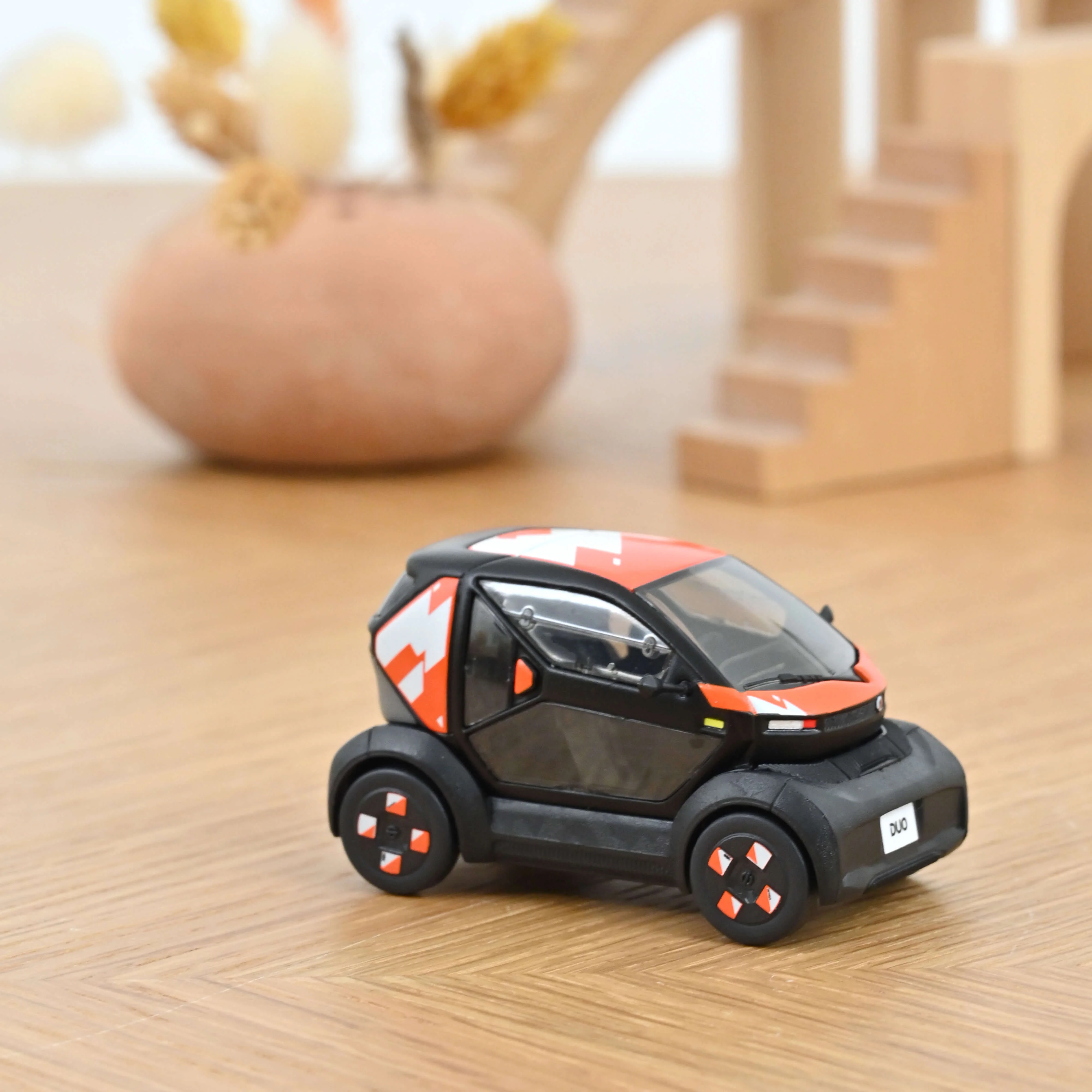 Miniature 1