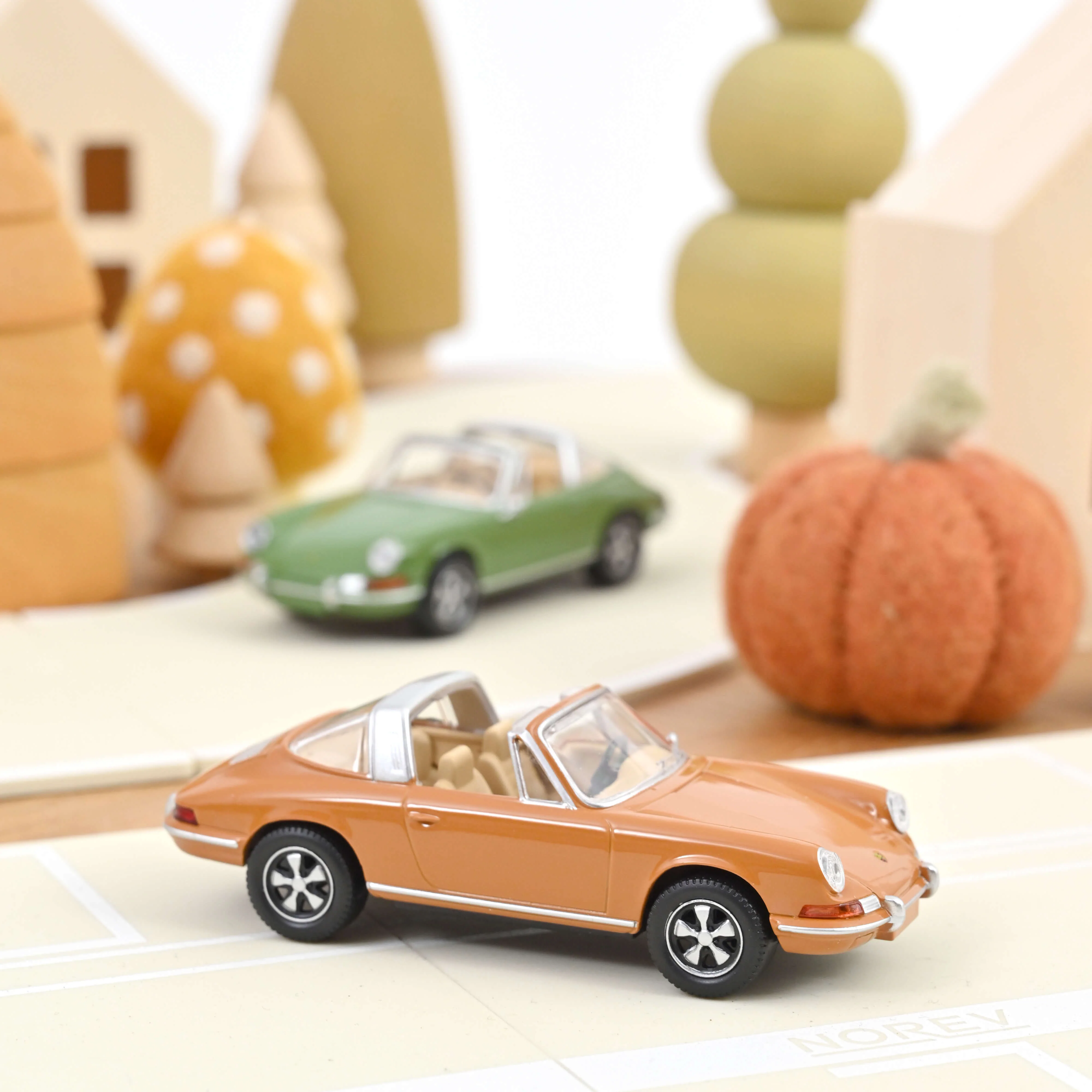 Miniature 1